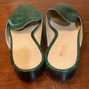 Absolutely stunning brand new rare abd collectible authentic Michael Kors 7.5